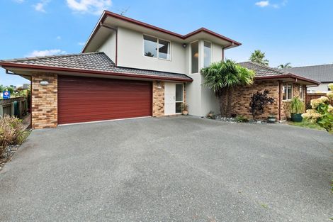 Photo of property in 32 Tuihana Drive, Papamoa Beach, Papamoa, 3118