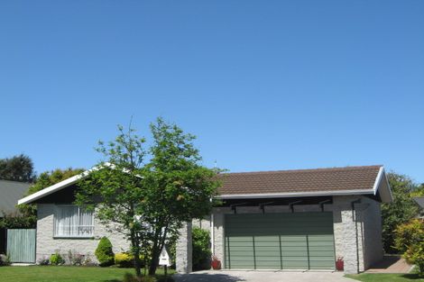 Photo of property in 6 Dunbarton Street, Redwood, Christchurch, 8051