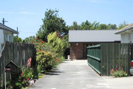 Photo of property in 2/6 Oakhurst Place, Russley, Christchurch, 8042