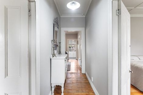 Photo of property in 50 Maxwell Avenue, Durie Hill, Whanganui, 4500