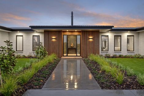 Photo of property in 76 Verdeco Boulevard, Lincoln, 7608