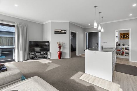 Photo of property in 130 Coast Boulevard, Papamoa Beach, Papamoa, 3118