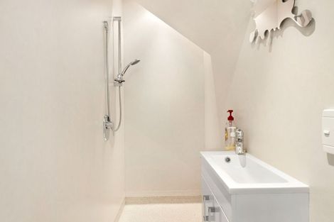 Photo of property in 31 Mccormicks Road, Whatamango Bay, Picton, 7281