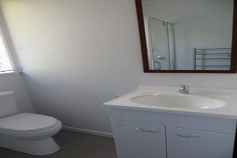 Photo of property in 3/240 Hurstmere Road, Takapuna, Auckland, 0622