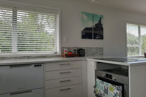 Photo of property in 1/61 Mcclintock Road, Massey, Auckland, 0614