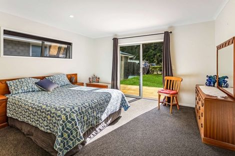 Photo of property in 17 Alf Simpson Drive, Whitianga, 3510