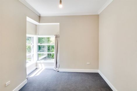 Photo of property in 30 Coote Road, Bluff Hill, Napier, 4110