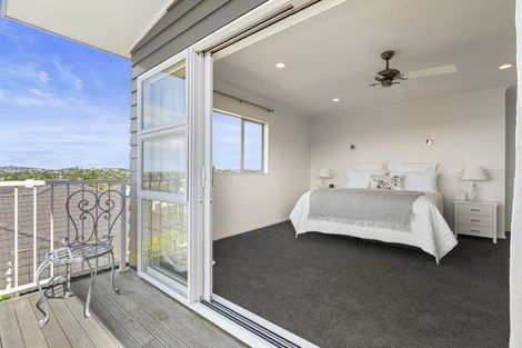 Photo of property in 60 Chesterfield Way, Orewa, 0931
