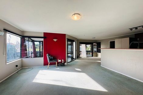 Photo of property in 78 Harmel Road, Glendene, Auckland, 0602