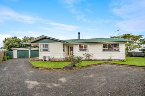 Photo of property in 25 Moore Crescent, Carterton, 5713
