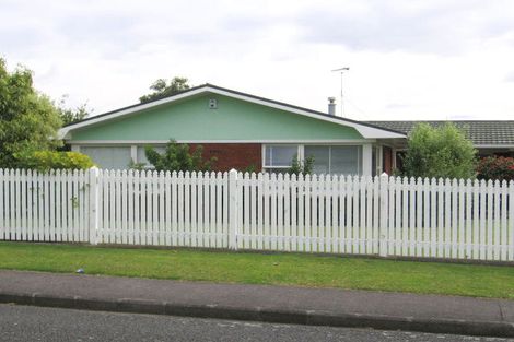 Photo of property in 61 O'halloran Road, Howick, Auckland, 2014