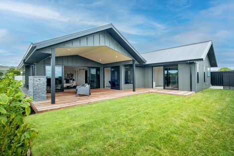 Photo of property in 79 Brookvale Road, Havelock North, 4130