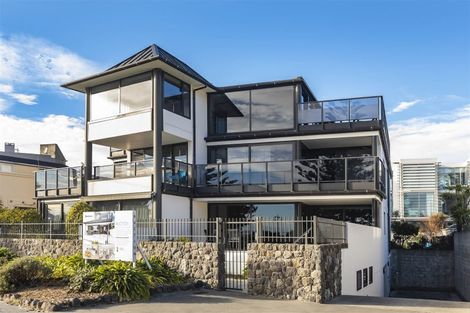 Photo of property in 3/20 Esplanade, Sumner, Christchurch, 8081