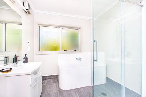 Photo of property in 5 East Ridge Grove, Newstead, Hamilton, 3286