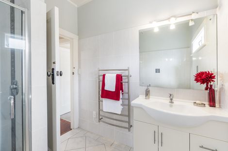 Photo of property in 163a Landscape Road, Mount Eden, Auckland, 1024