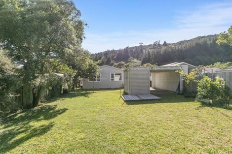 Photo of property in 6 Ngaturi Grove, Wainuiomata, Lower Hutt, 5014