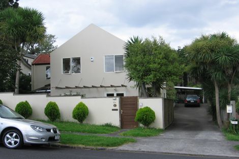 Photo of property in 10a Queensway, Three Kings, Auckland, 1024