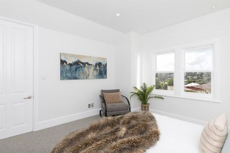 Photo of property in 5a Derwent Street, Morningside, Auckland, 1022