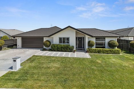 Photo of property in 41 Batten Drive, Flagstaff, Hamilton, 3210