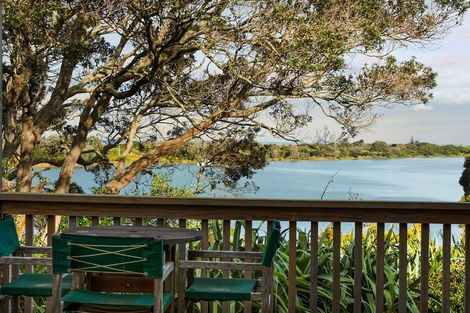 Photo of property in 26 Pohutukawa Drive, Athenree, Waihi Beach, 3177