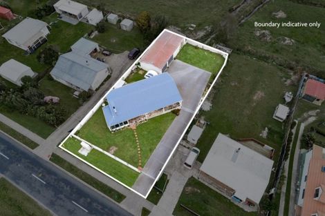 Photo of property in 192 Pukehina Parade, Pukehina, Te Puke, 3189