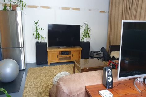 Photo of property in 1/35 Sunderlands Road, Half Moon Bay, Auckland, 2012