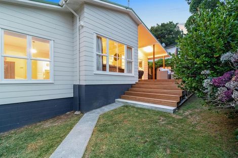 Photo of property in 1/24 Lysander Crescent, Beach Haven, Auckland, 0626