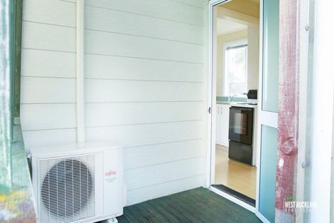 Photo of property in 2/1 Imperial Place, Henderson, Auckland, 0612