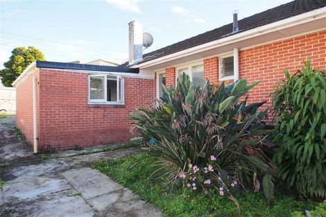Photo of property in 9 Shoreham Street, Avondale, Auckland, 0600