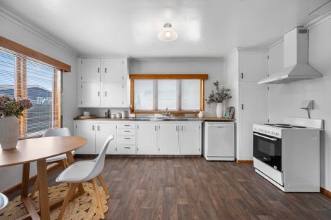 Photo of property in 256 Kennedy Road, Onekawa, Napier, 4110