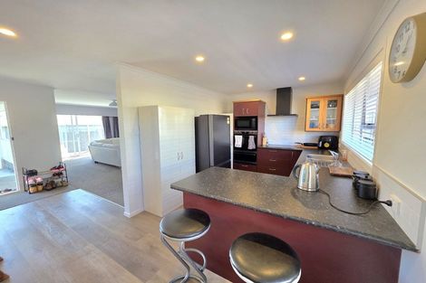 Photo of property in 45 Clifton Drive, Waitara, 4320