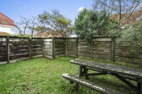 Photo of property in 5/72 Waiwhetu Road, Waiwhetu, Lower Hutt, 5010