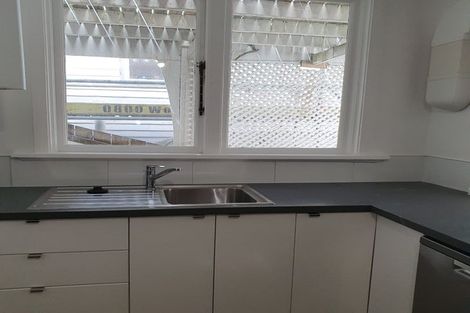 Photo of property in 21 Central Terrace, Kelburn, Wellington, 6012