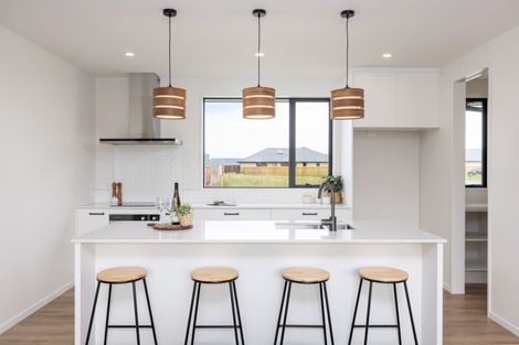 Photo of property in 10 Greenwood Place, Amberley, 7410