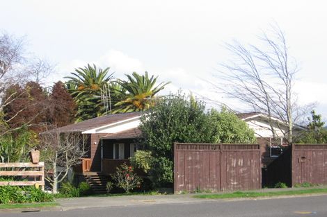 Photo of property in 70 College Street, Awapuni, Palmerston North, 4412