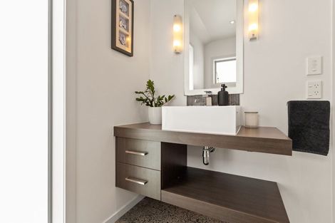 Photo of property in 152 Centennial Drive, Whitianga, 3510