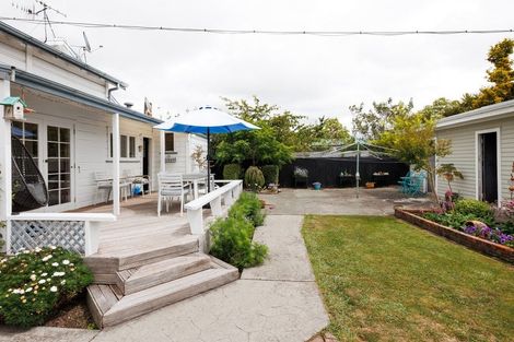 Photo of property in 30 Cuba Street, Marton, 4710