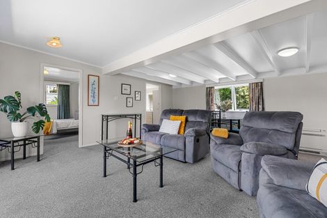 Photo of property in 33 Okareka Loop Road, Lake Okareka, Rotorua, 3076