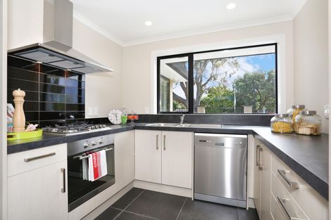 Photo of property in 15a Thomson Street, West End, Palmerston North, 4412