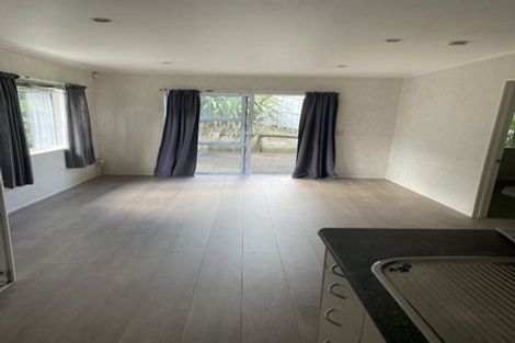 Photo of property in 22 Millstream Drive, Henderson, Auckland, 0610