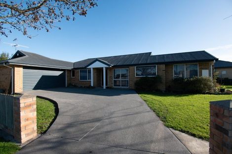 Photo of property in 9 Gerald Beattie Lane, Rangiora, 7400