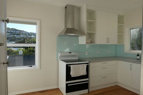 Photo of property in 39 Rangoon Street, Khandallah, Wellington, 6035