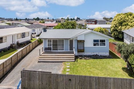 Photo of property in 17 Lethborg Street, Dinsdale, Hamilton, 3204
