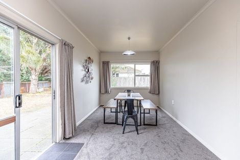 Photo of property in 1 Kotuku Street, Castlecliff, Whanganui, 4501