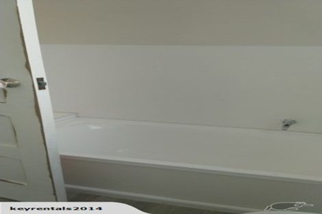 Photo of property in 37 Biddle Crescent, Taita, Lower Hutt, 5011