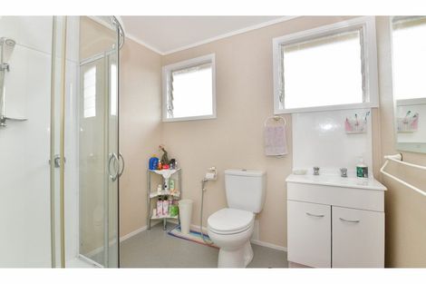 Photo of property in 31 Hillcrest Road, Hatfields Beach, Orewa, 0931