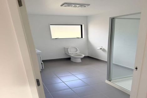 Photo of property in 103r Glengarry Road, Glen Eden, Auckland, 0602