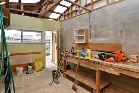 Photo of property in 23 Sturrocks Road, Redwood, Christchurch, 8051