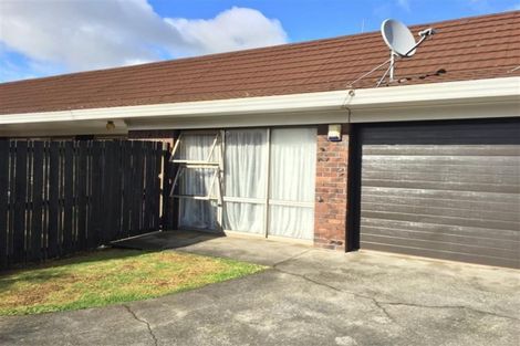 Photo of property in 2/34 Woolfield Road, Papatoetoe, Auckland, 2025