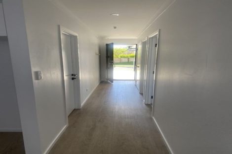 Photo of property in 2/2 Bostonkip Crescent, Fitzroy, Hamilton, 3282